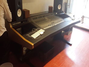 【專業(yè)定制錄音棚家具音頻控制桌錄音棚機(jī)柜音頻桌錄音桌音頻工作臺編曲工作桌】-